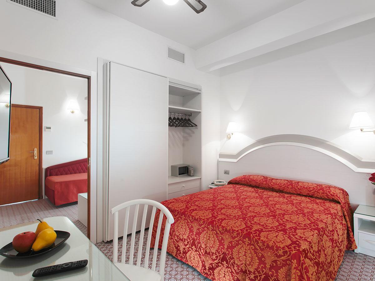 Hotel Caravelle Cesenatico Εξωτερικό φωτογραφία